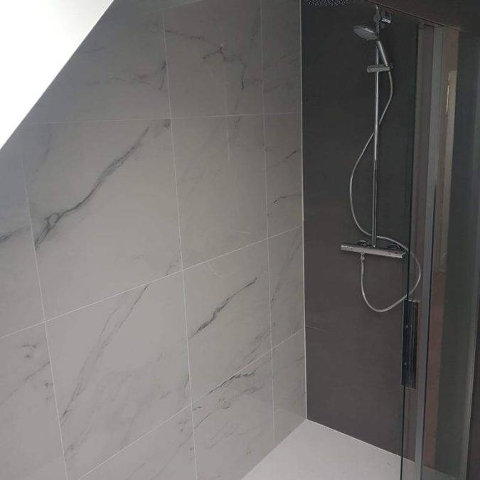 Salle de bain à Batzendorf Lingolsheim 5